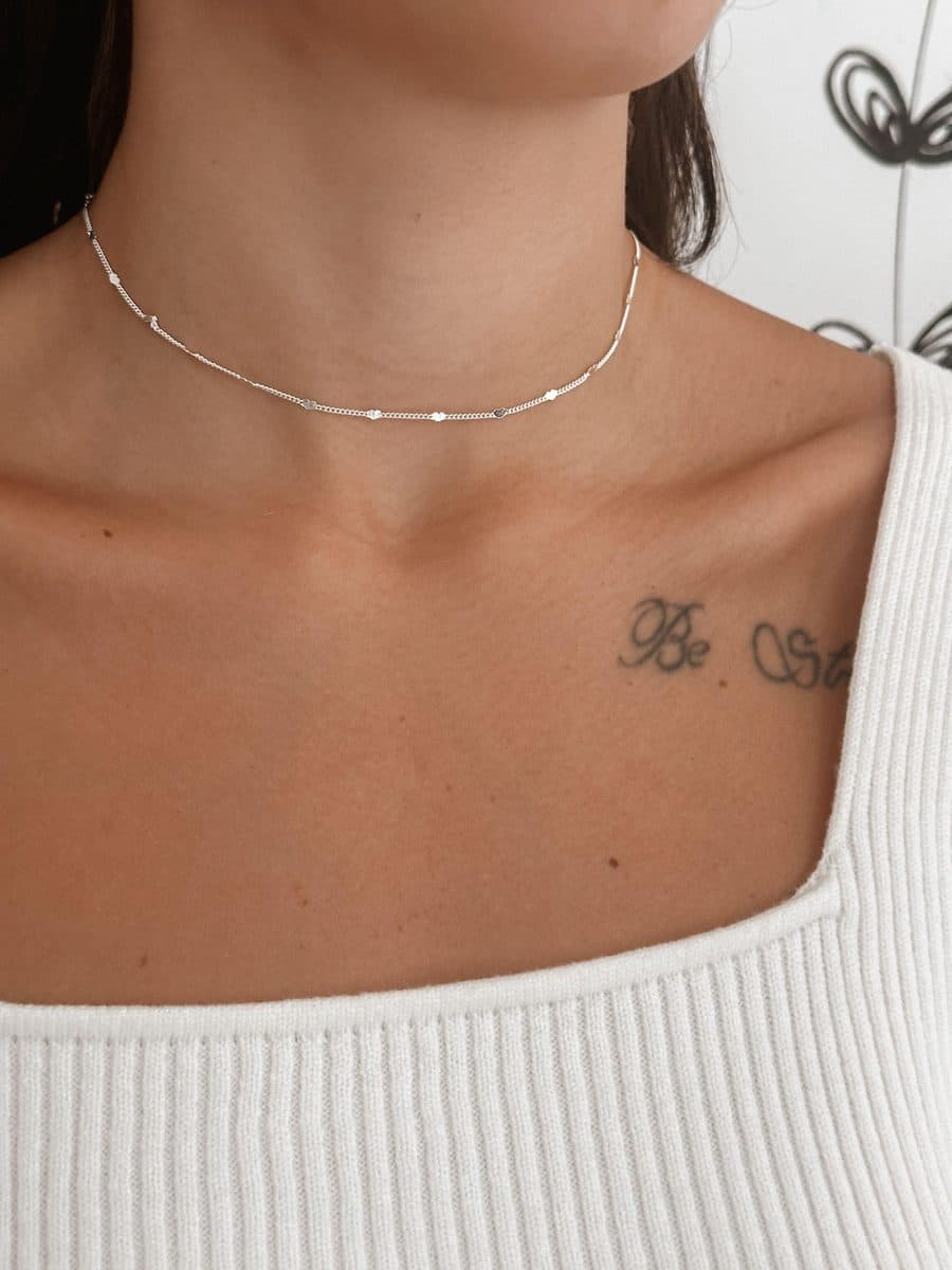 Choker mini corações